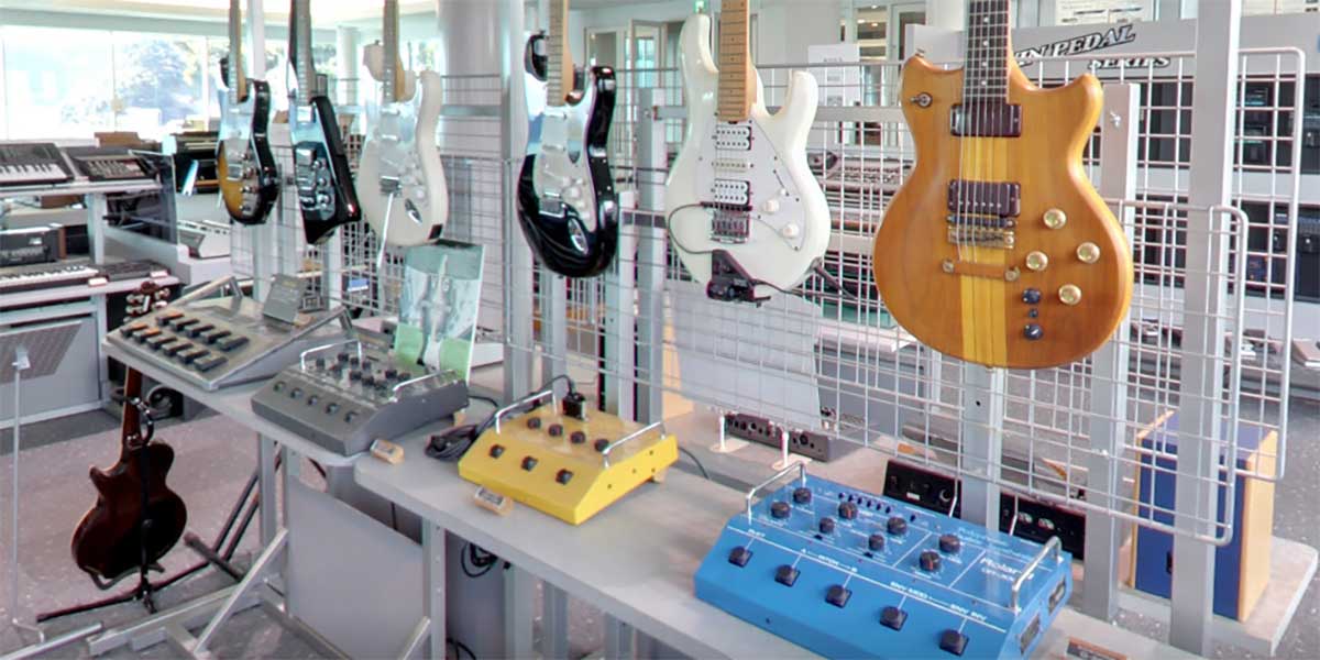 Roland family of guitar synthesizers