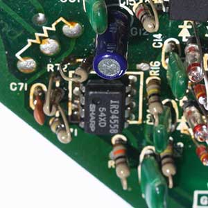 IC7, volume and normal guitar signal buffering opamp